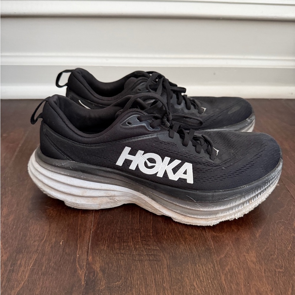 Hoka Men Bondi 8 sneakers black walking comfort 9.5 D